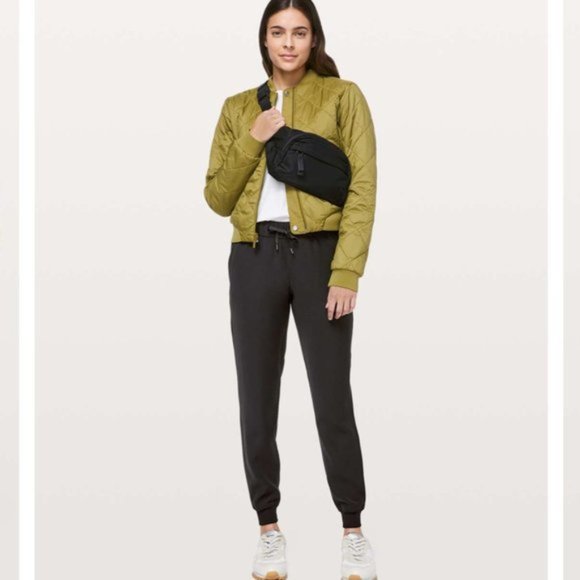 Lululemon Women’s On The Fly Jogger Black Size 8 - Picture 1 of 7